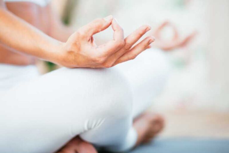 All the information you need to know about yoga: Its history, types, benefits and methods.